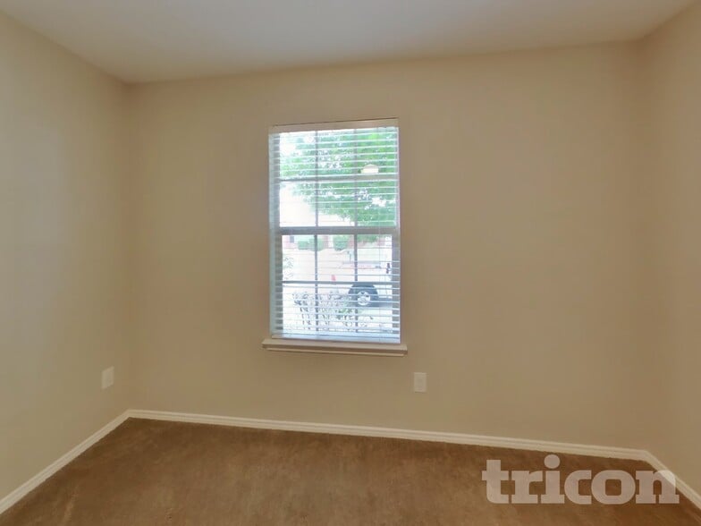 Building Photo - 9104 Sundance Trail