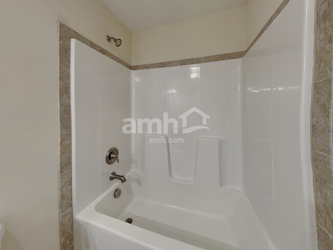 Building Photo - 232 Lanier Pl