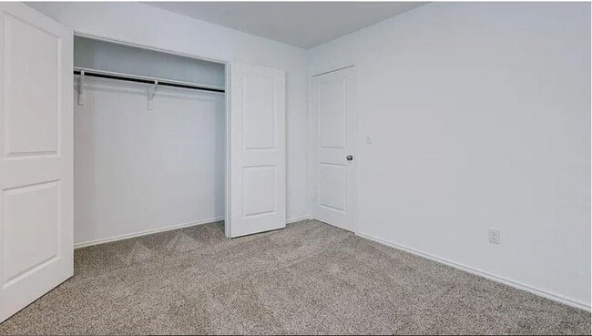 Building Photo - 270 Northern Pintail Dr