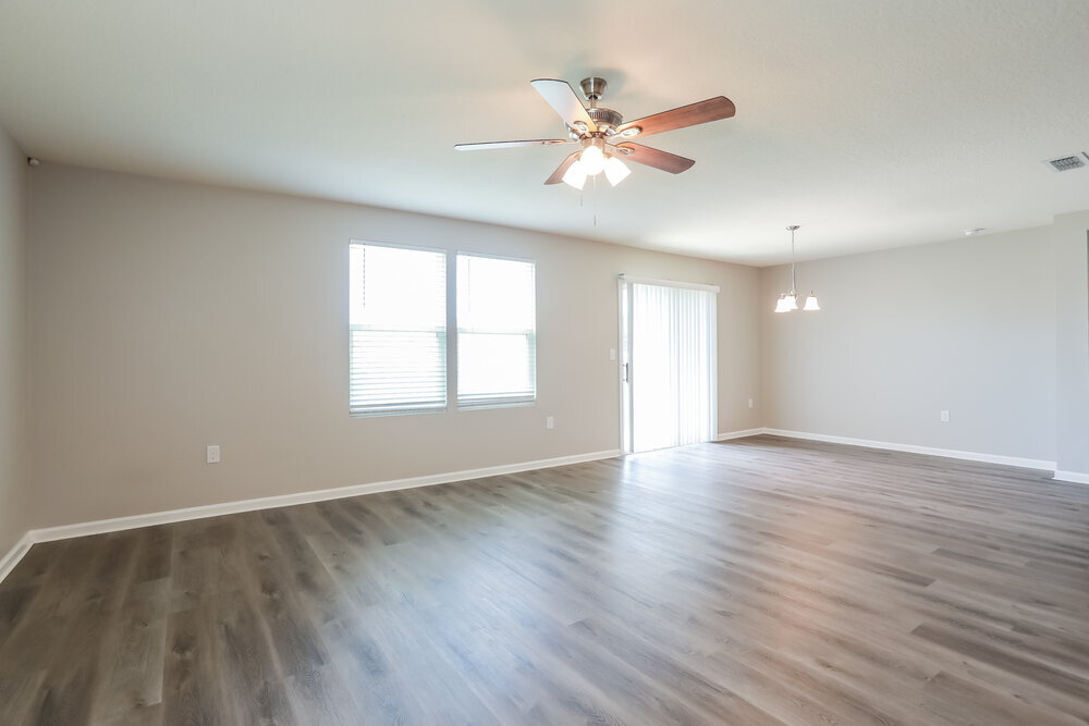 Building Photo - 2096 Pebble Point Dr