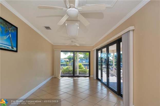 Building Photo - 120 Cypress Club Dr