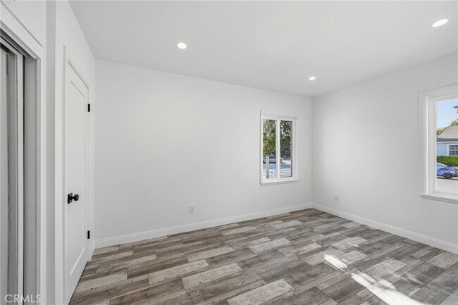 Building Photo - 6658 Kosturas Pl