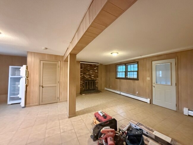 Building Photo - 123 Worthington Rd