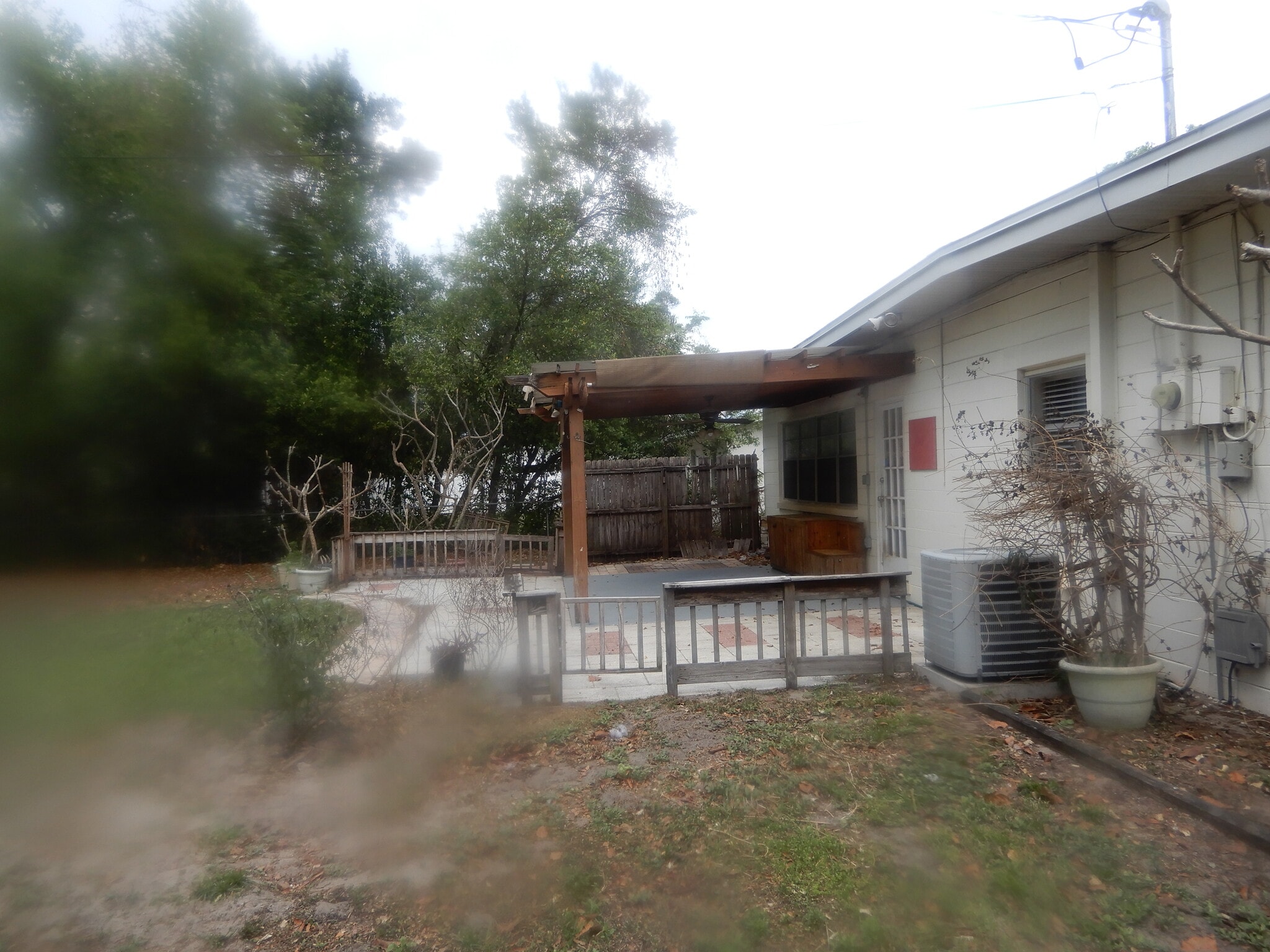 Building Photo - 1400 Corbett Ln