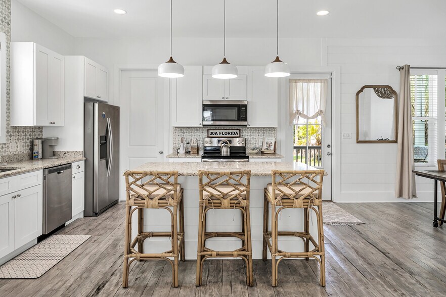 Building Photo - 35 Abbie Rd