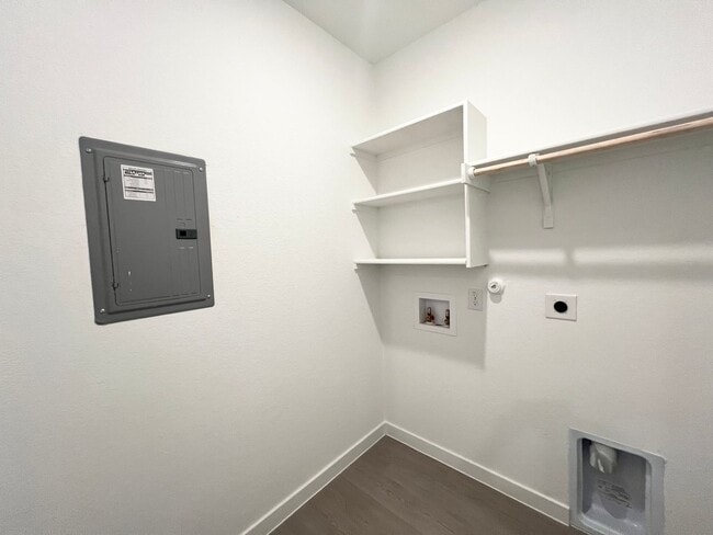 Building Photo - STUNNING New Construction 4/3 in Voss Farms, NBTX