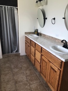 Building Photo - NEWER HOME ON QUIET STREET