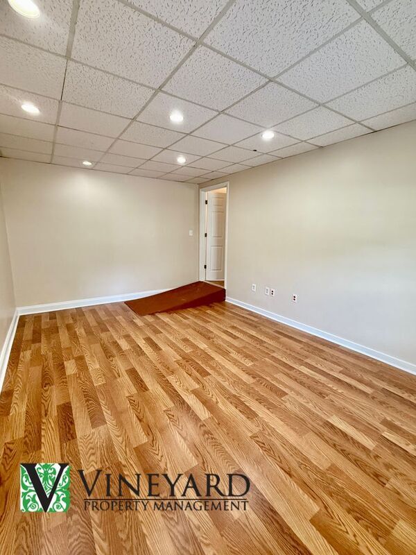 Building Photo - 1194 Broward Dr