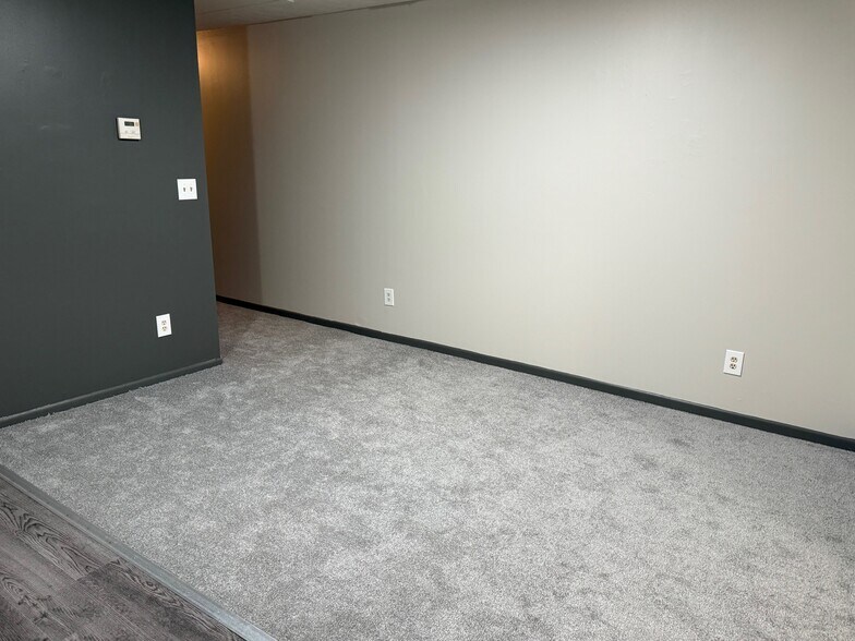 Building Photo - 1022 WV-34