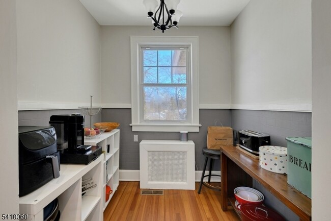 Building Photo - 142 N Passaic Ave