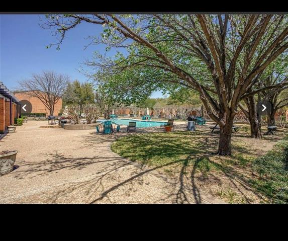 Building Photo - 504 E Ave J St