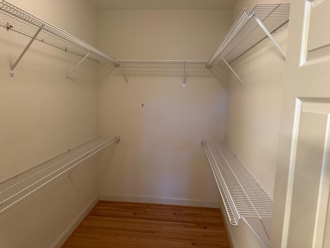 Building Photo - 110 Wimbledon Ct