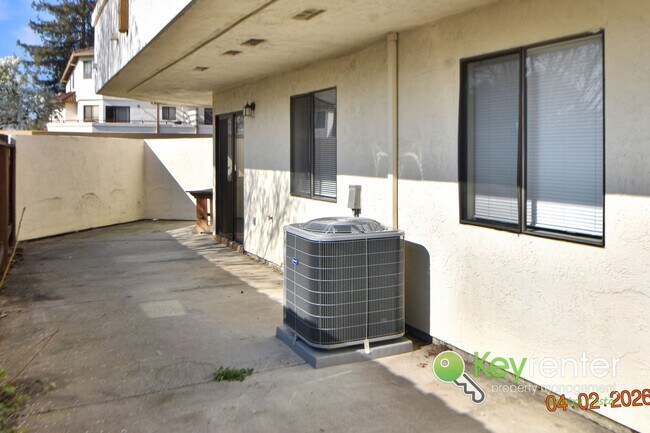 Building Photo - Welcome to Valley Crest Condos!