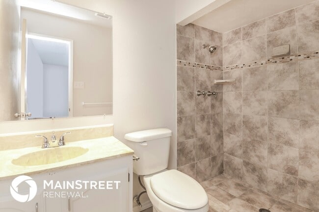 Building Photo - 713 Arbor Downs Dr