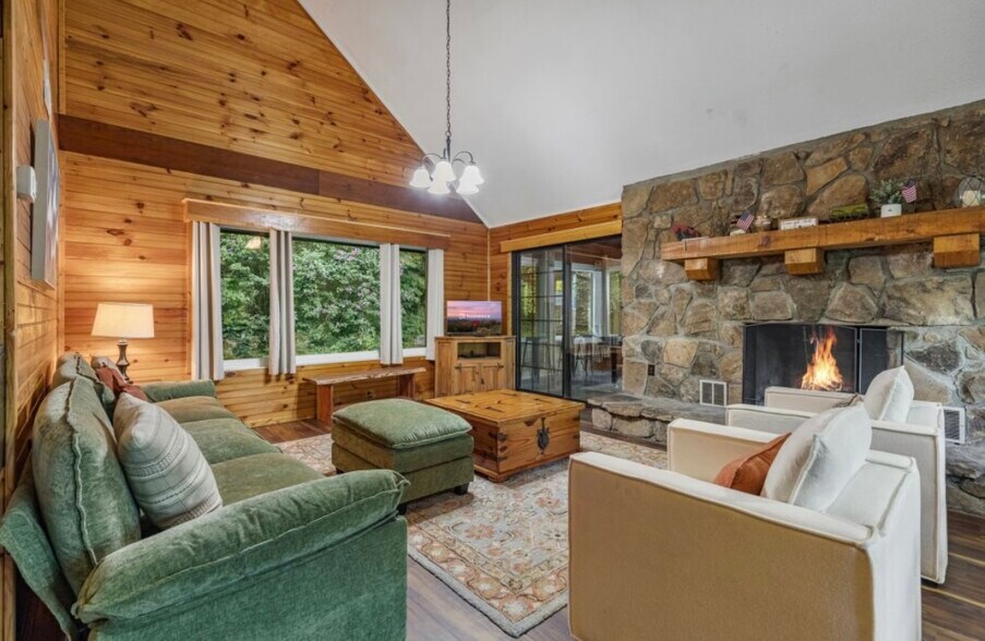 Building Photo - 3626 Pittman Center Rd