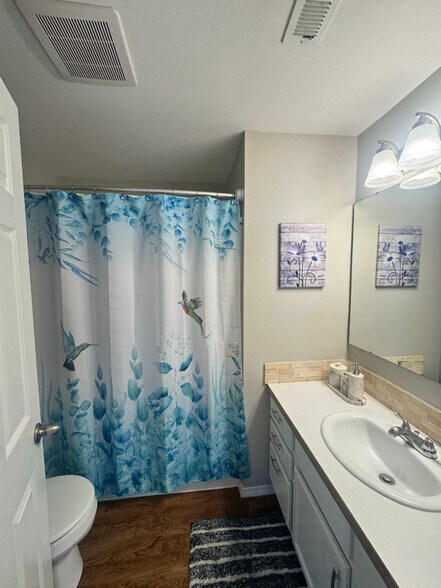 Building Photo - 4884 Thrush Ln