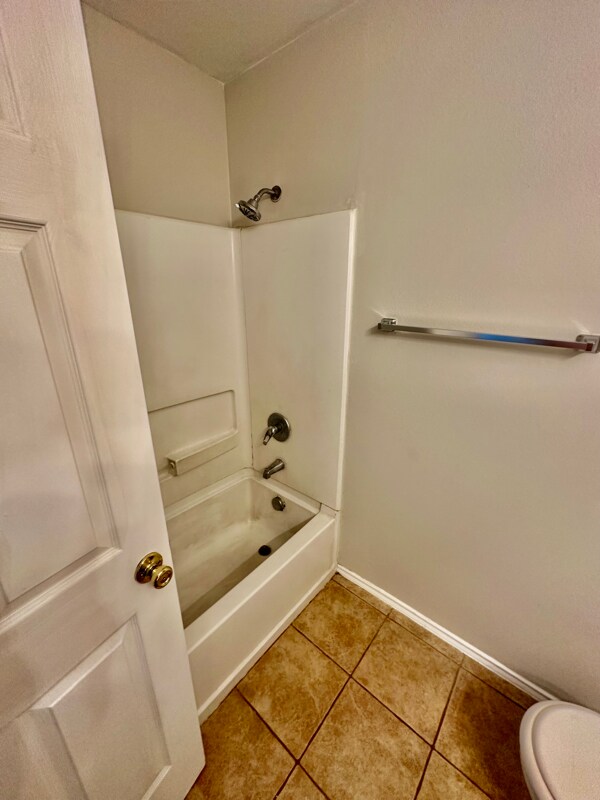 Building Photo - 768 Avondale Ave