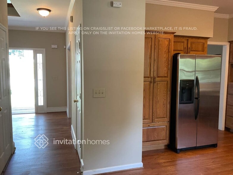 Building Photo - 1440 Midland Way