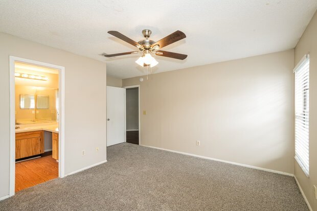 Building Photo - 8905 Bayaud Dr