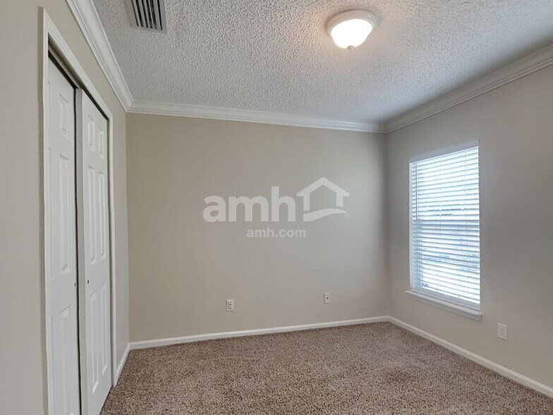 Building Photo - 3558 Brangus Ct