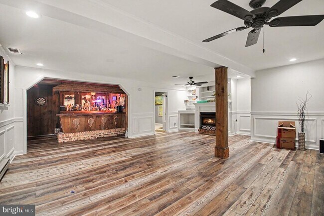 Building Photo - 2029 Farragut Dr