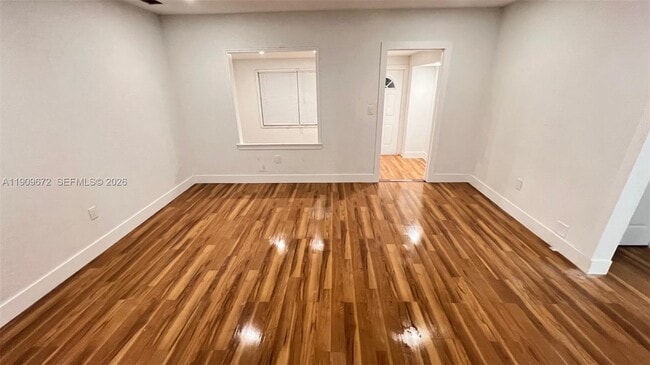 Building Photo - 707 N J St