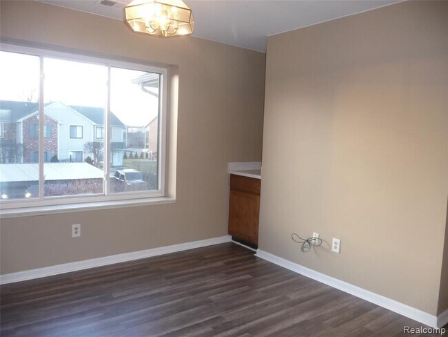 Building Photo - 30631 Hidden Pines Ln