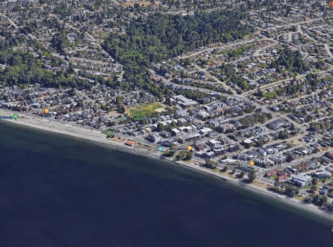 Building Photo - 2904 Alki Ave SW