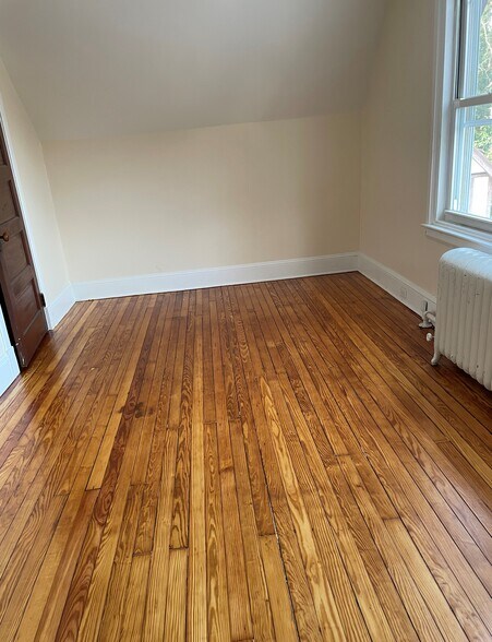 Bedroom 2 - 175 N Lansdowne Ave