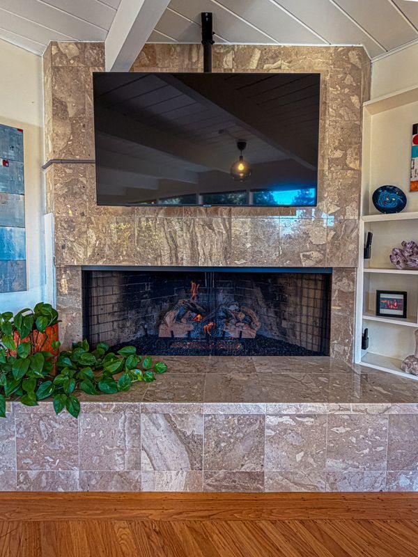 Building Photo - 1560 Ronne Dr