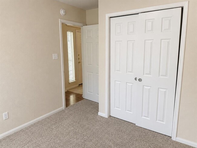 Building Photo - 2206 Bakers Way