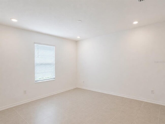 Building Photo - 9706 Last Lgt Gln