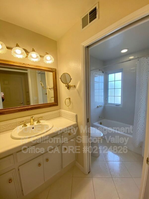 Building Photo - 16786 Potter Ct