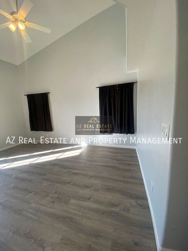 Building Photo - 7465 W Denaro Dr
