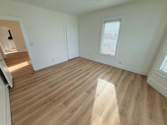 Building Photo - 35 Wentworth St