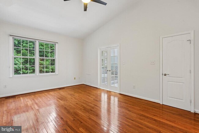 Building Photo - 417 Winding Rose Dr