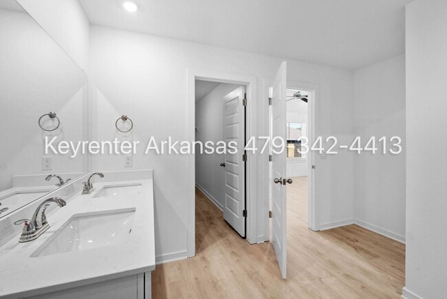 Building Photo - Bright, Open & Beautifully Designed 3-Bedroom Home