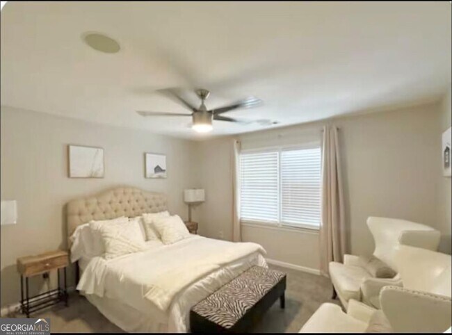 Building Photo - 85 Hammock Pl SE