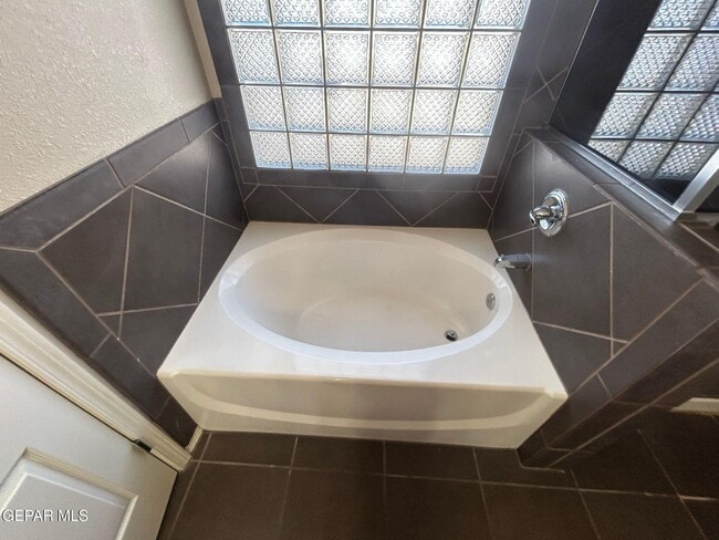 Building Photo - 12857 Little Misty Ln