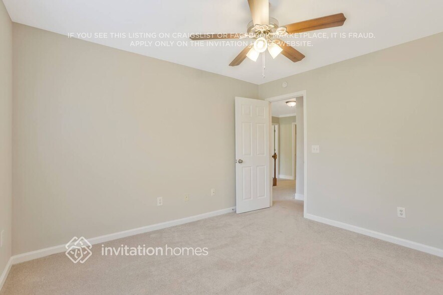 Building Photo - 2617 Lone Oak Trail
