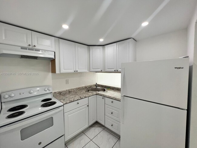Building Photo - 4550 NW 9th St