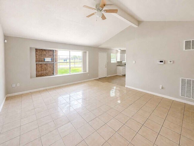 Building Photo - 8607 Sherrywood Dr