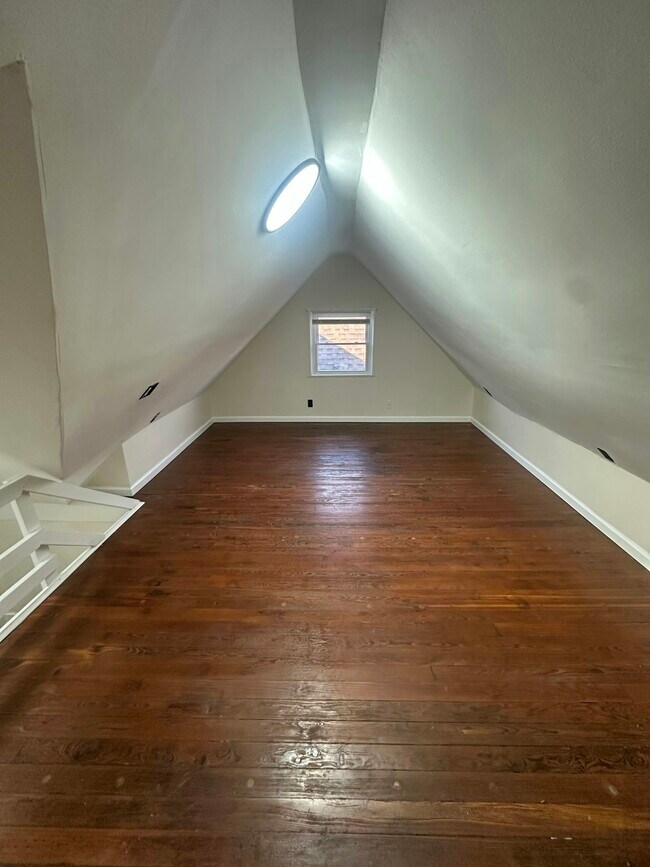 Building Photo - 1753 Courtland Ave