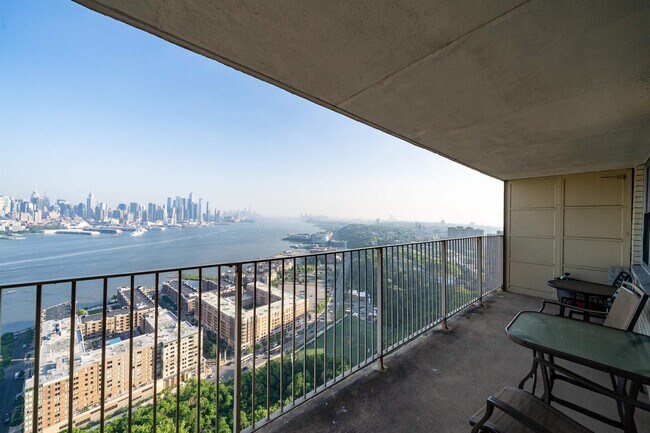 Building Photo - 6040 JFK Blvd E