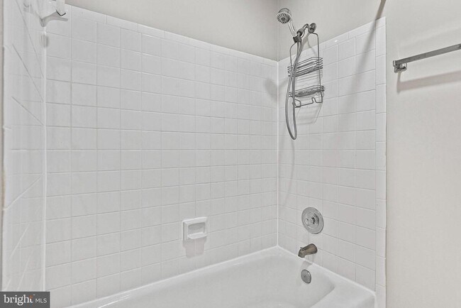 Building Photo - 1459 Hampton Hill Cir