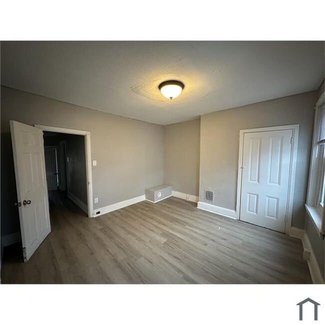 Building Photo - Newly Remodeled Home _ North Philadelphia