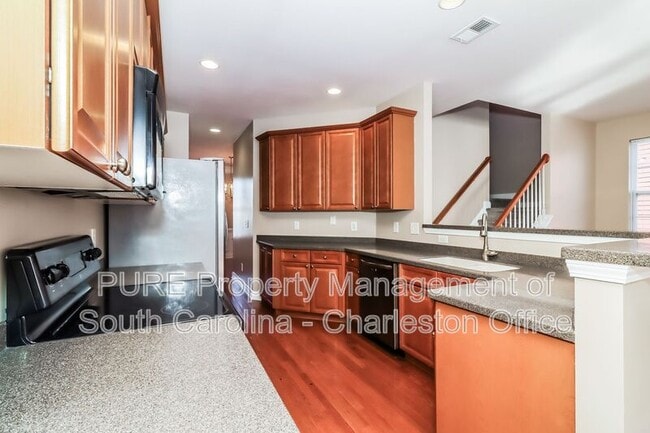 Building Photo - 9034 Parlor Dr