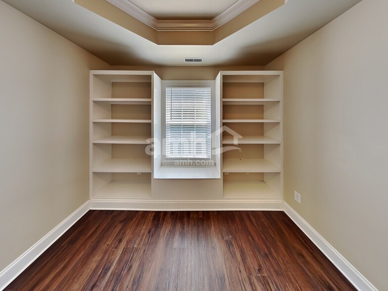 Building Photo - 3014 Waywood Dr