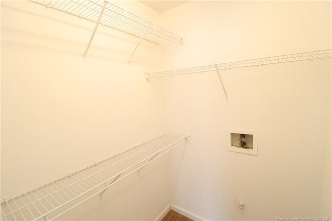 Building Photo - 4105 Scofield Dr