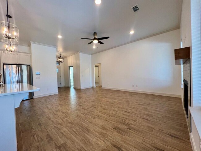 Building Photo - 9333 SW 42nd St